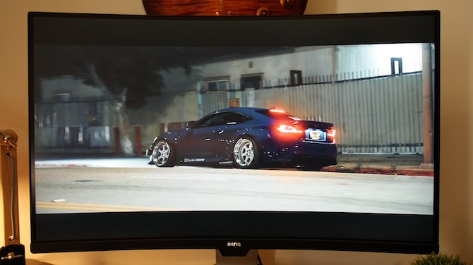 BenQ EX3203R monitori filmova