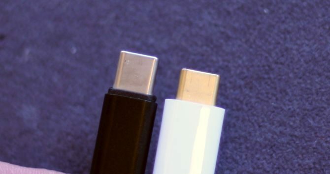Chuwi SurBook Mini 2-u-1 Tablet pregled USB kabel za punjač prekratak savjet chuwi surbook mini 670x354