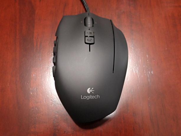 razer naga logitech g600 pregled miša