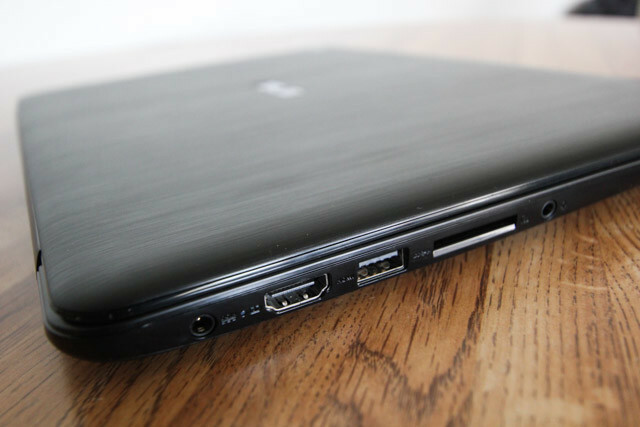 asus chromebook c300 - portovi