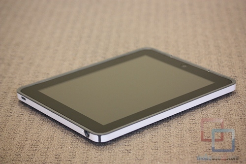 MakeUseOf Review & Giveaway: Futrola za iPad CandyShell tvrtke Speck IMG 2111