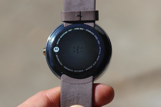 Motorola Moto 360 Android Wear Smartwatch pregled i Giveaway motorola moto 360 android nose smartwatch pregled 8
