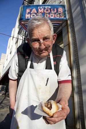 hot-dog-prodavač