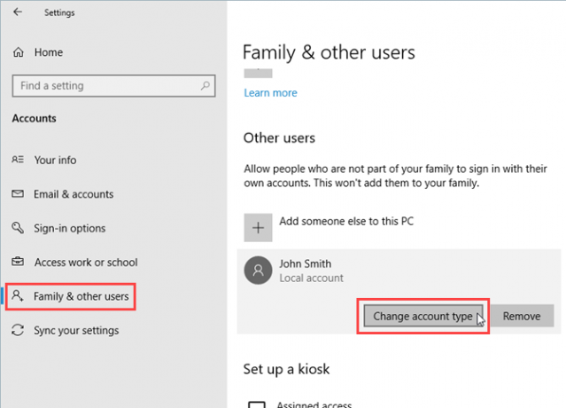 Kliknite Promijeni vrstu računa u odjeljku Ostali korisnici u Windows 10 Settings