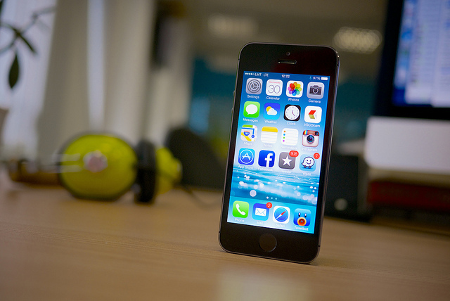Sve što trebate znati o otključavanju iPhona iphone5