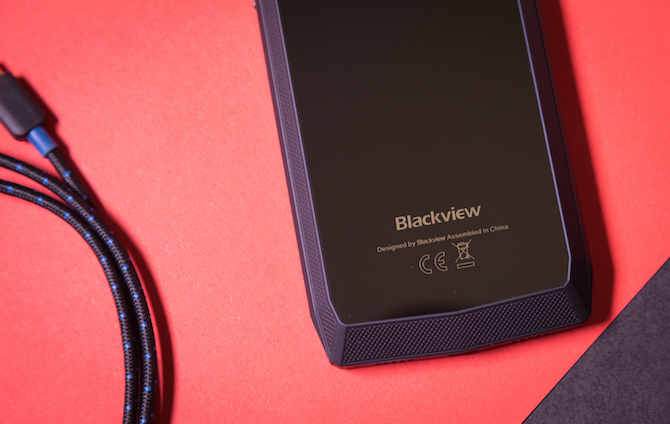 Pregled Blackview P10000 Pro: Je li to baterija od 11000 mAh u džepu??? Blackview P10000 Pro 11