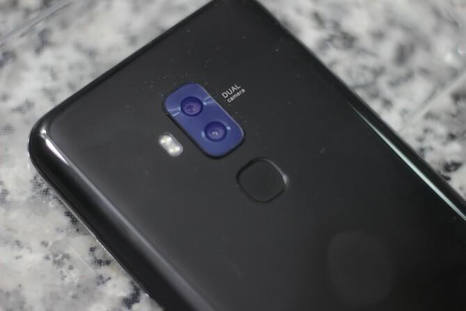 Pregled Blackview S8: Značajke Galaxyja bez astronomske cijene BlackviewS818