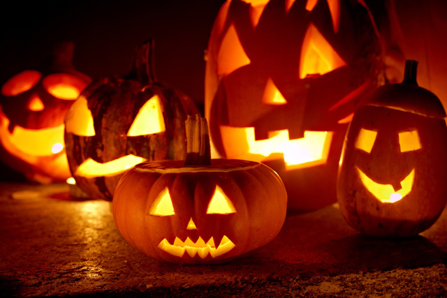 Halloween_shutterstock_109713119