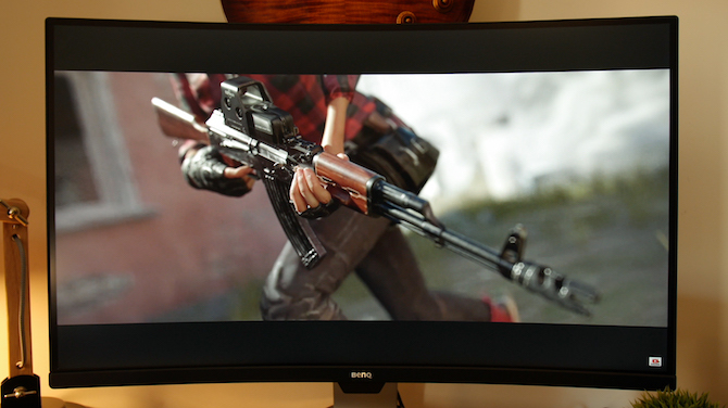 BenQ EX3203R monitori filmova