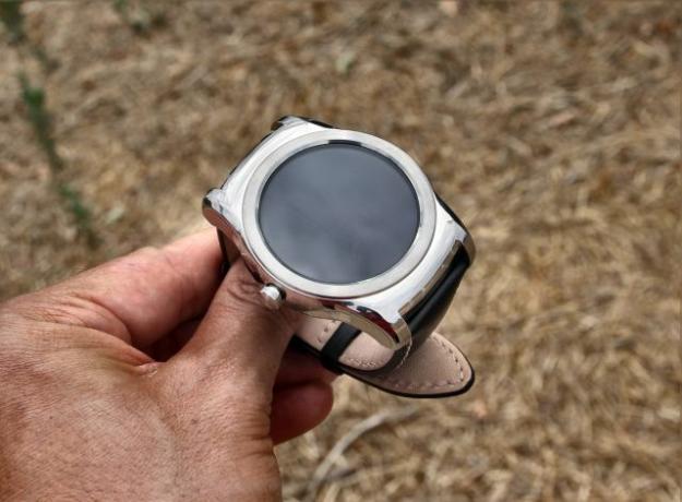 lg watch urbane chrome body