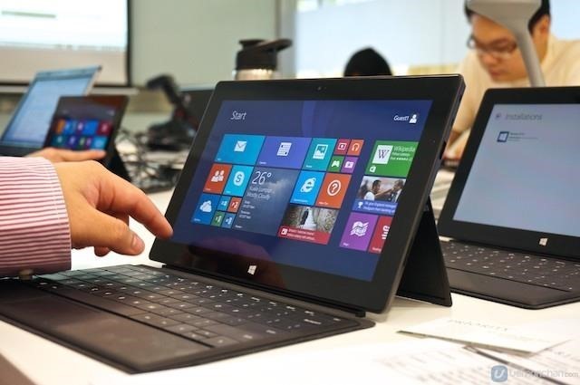 Prozori-8.1-laptop.jpg