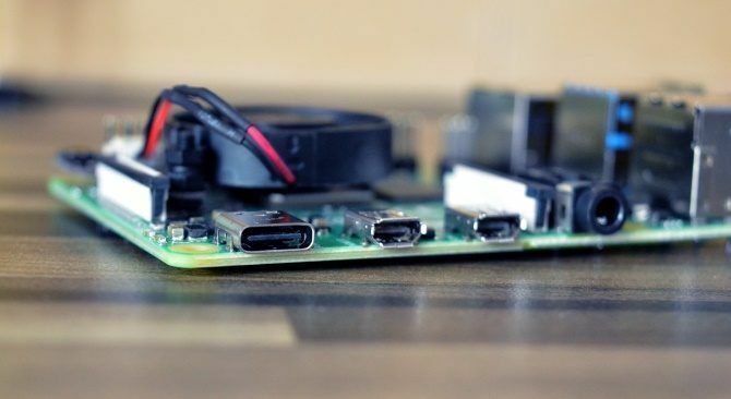 Raspberry Pi 8GB s ventilatorom