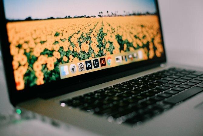 Priključak za macOS na MacBook-u