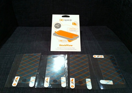 MakeUseOf Review & Giveaway: Opremljen futrola iPhonea 4 od Speck Speckshieldview