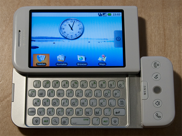 Android prvi izdan pametni telefon HTC Dream