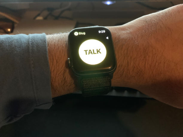 Apple Watch Series 4: Neosporni kralj pametnih satki walkie talkie 670