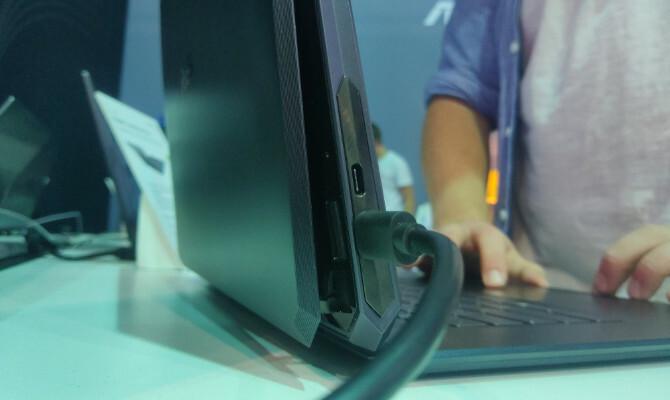 Prozračivanje Asus ProArt StudioBook One