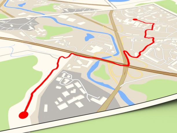 Slika mape grada s crvenom rutom koja seže preko puta